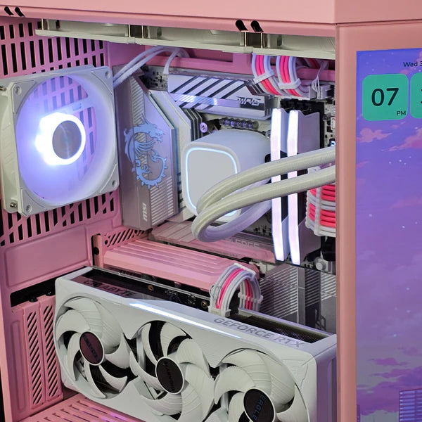 Indianas Strawberry Pink Hyte Y70 Touch (Ultra 7 265KF + RTX 5070Ti)