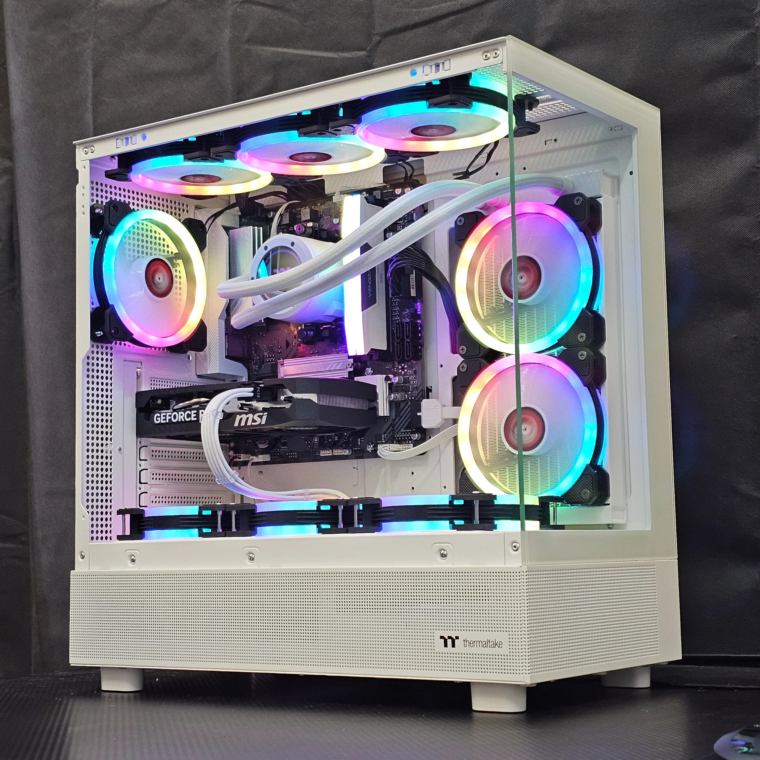 BLACKOUT Entry (Ryzen 5 5500 + RTX 5050)